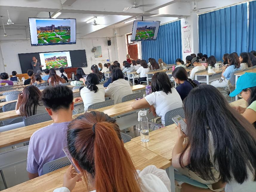 創(chuàng)新創(chuàng)業(yè)實(shí)踐周-- 中美學(xué)前教育系列宣講會