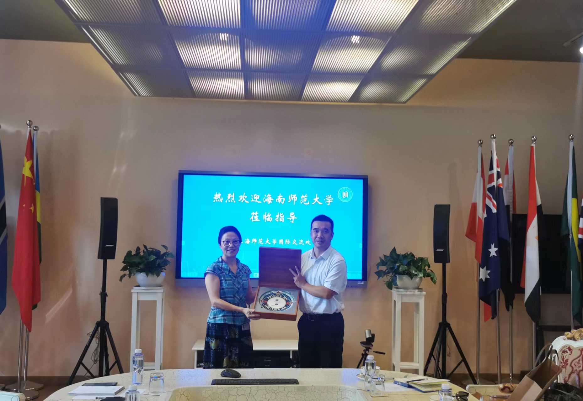 海南師范大學(xué)赴上海交流學(xué)習(xí)中外合作辦學(xué)經(jīng)驗(yàn)